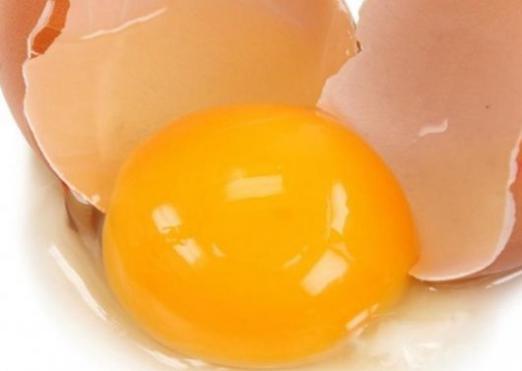 Bir yumurta ne kadar protein var?