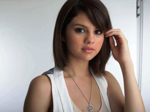 Selena Gomez hangi filmlerde rol aldı?